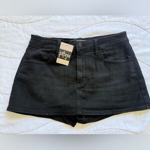 Pitaya Black Mid-Rise Denim Skort